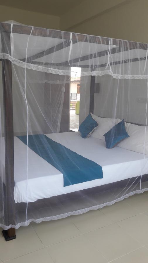 Lavish Resort - Sigirya Sigiriya Exterior photo